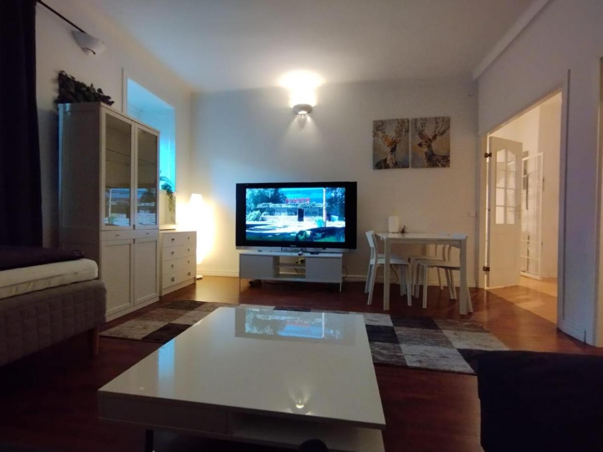 Furnished 58 M2 Restaurant In The Heart Of City ! 스톡홀름 외부 사진
