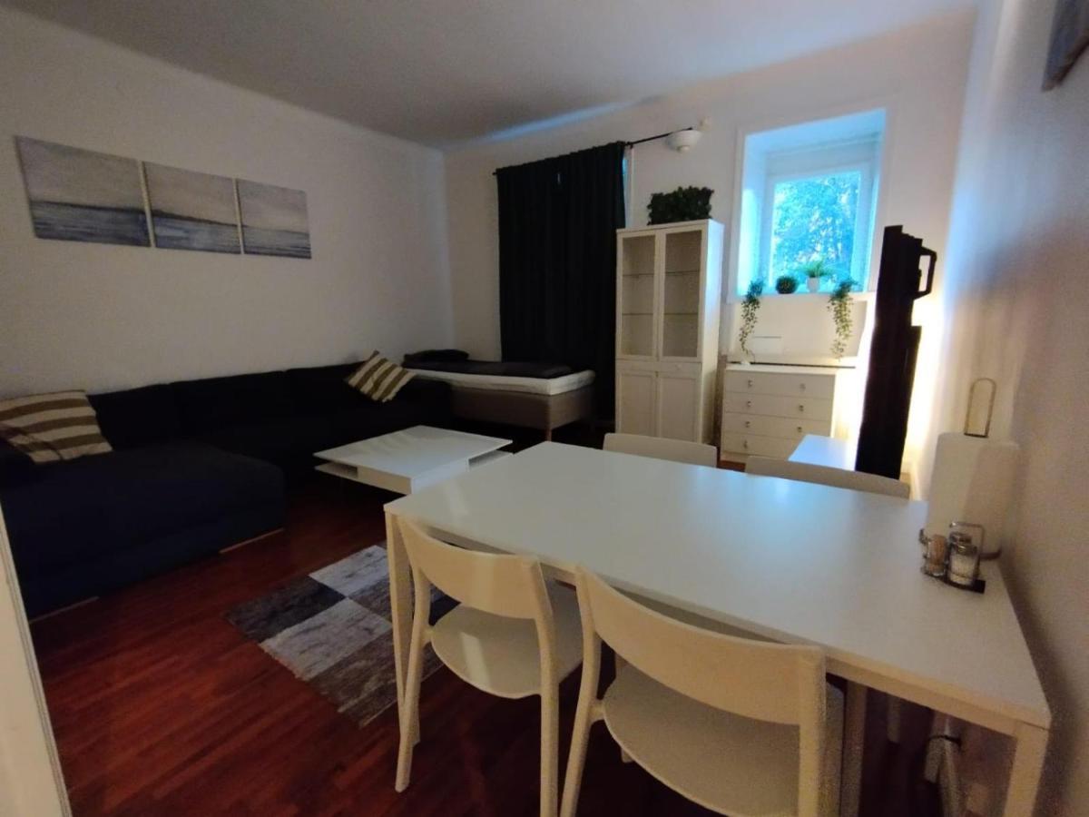 Furnished 58 M2 Restaurant In The Heart Of City ! 스톡홀름 외부 사진
